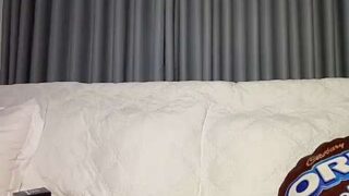 Jenny_phan nude pussy closeups on cam for live sex video chat