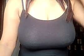Naina-143 nude pussy closeups on cam for live sex video chat