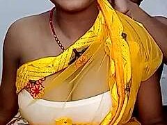 Rinkikushwaha143 nude pussy closeups on cam for live sex video chat