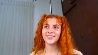 strawberry_doll18 nude pussy closeups on cam for live sex video chat