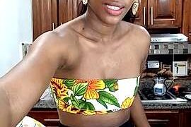 EbonnyHot22 nude pussy closeups on cam for live sex video chat