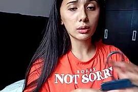 Holly_Etthan nude pussy closeups on cam for live sex video chat