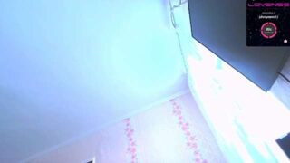 Kate__Bellucci nude pussy closeups on cam for live sex video chat