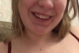 KIWIKIIK nude pussy closeups on cam for live sex video chat