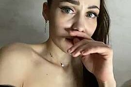 Kylie_Hall nude pussy closeups on cam for live sex video chat