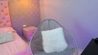 meghan_paulsen nude pussy closeups on cam for live sex video chat