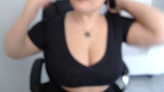 Sweet-Mary nude pussy closeups on cam for live sex video chat