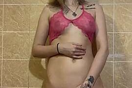 Fire__Foxy nude pussy closeups on cam for live sex video chat