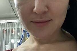 Yuliya_moon nude pussy closeups on cam for live sex video chat