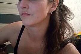 GlamourLedy nude pussy closeups on cam for live sex video chat