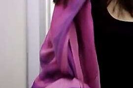 LovlyElena nude pussy closeups on cam for live sex video chat