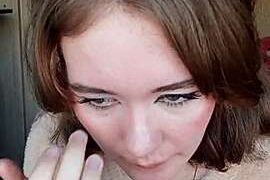LuffyLoopsy nude pussy closeups on cam for live sex video chat