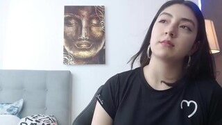 Luo-girl nude before cam – live sex chat