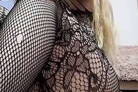 Maya4love_ nude pussy closeups on cam for live sex video chat