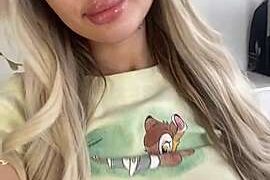 _AlinaVibeMe_ nude pussy closeups on cam for live sex video chat