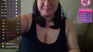 geekykalina nude pussy closeups on cam for live sex video chat