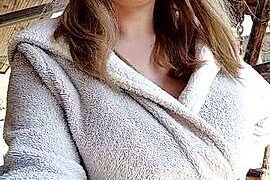 Jessy_Elly nude pussy closeups on cam for live sex video chat