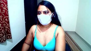 sexysavitha5 nude pussy closeups on cam for live sex video chat
