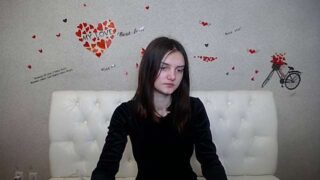 GlorySmile nude pussy closeups on cam for live sex video chat