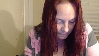MomMilf3540 nude pussy closeups on cam for live sex video chat