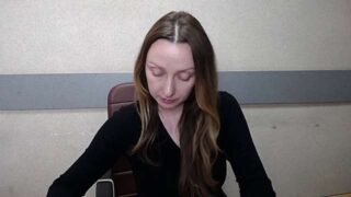 SaraPion nude pussy closeups on cam for live sex video chat