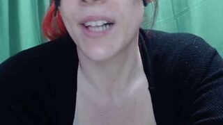 LoIngoioo nude pussy closeups on cam for live sex video chat
