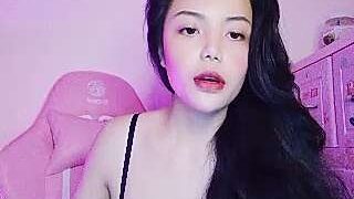 Crvie nude pussy closeups on cam for live sex video chat