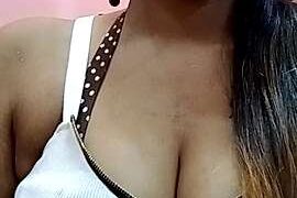 Ishani_05 nude pussy closeups on cam for live sex video chat