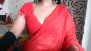 Ritu_99 nude pussy closeups on cam for live sex video chat