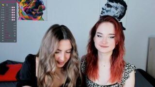 JulieTracey nude pussy closeups on cam for live sex video chat