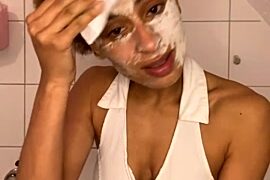lisadelsanto nude pussy closeups on cam for live sex video chat