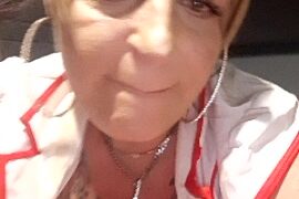 DIRTYMILFX nude pussy closeups on cam for live sex video chat