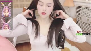 JennyJoice nude pussy closeups on cam for live sex video chat