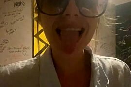 Lou_ve nude pussy closeups on cam for live sex video chat