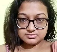 reshmi69 nude pussy closeups on cam for live sex video chat