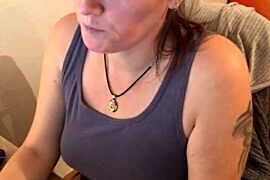 Tinny84 nude pussy closeups on cam for live sex video chat