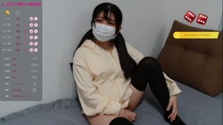 momoka_ch nude pussy closeups on cam for live sex video chat
