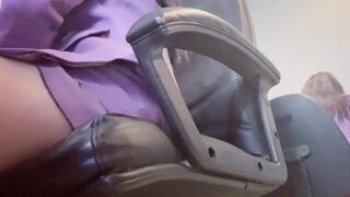 Yumi-Office nude pussy closeups on cam for live sex video chat