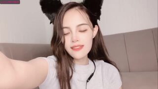 aiwe nude pussy closeups on cam for live sex video chat