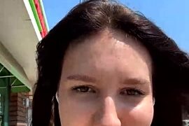 LiaLove nude pussy closeups on cam for live sex video chat