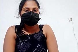 Nithumini nude pussy closeups on cam for live sex video chat