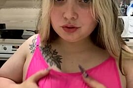SofiaAdams nude pussy closeups on cam for live sex video chat