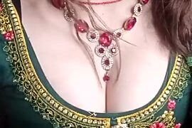 Amrita-91 nude pussy closeups on cam for live sex video chat