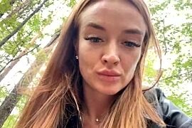 Brilliant-Shine nude pussy closeups on cam for live sex video chat