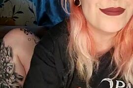 Curvygirl_696 nude pussy closeups on cam for live sex video chat
