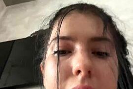 Ellysaa_ nude pussy closeups on cam for live sex video chat