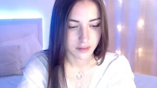Lollysvon nude before cam – live sex chat