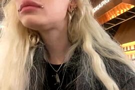 Melissa_crazy nude pussy closeups on cam for live sex video chat