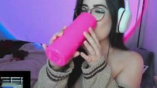 Stoner Blaire nude before cam – live sex chat