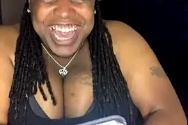 Lesbihonest8294 nude pussy closeups on cam for live sex video chat